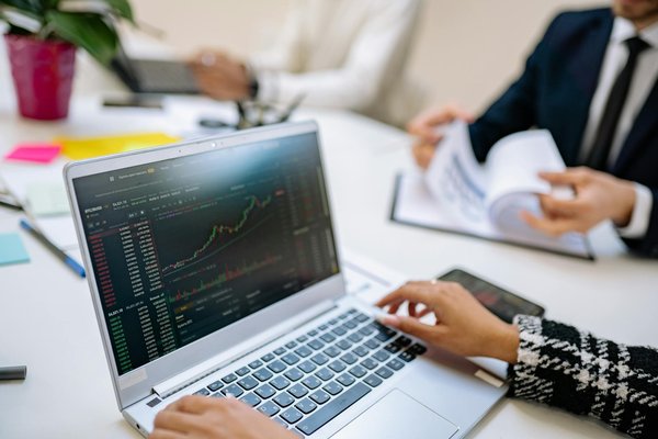 Choisir une agence immobilière à carentan pour un service personnalisé